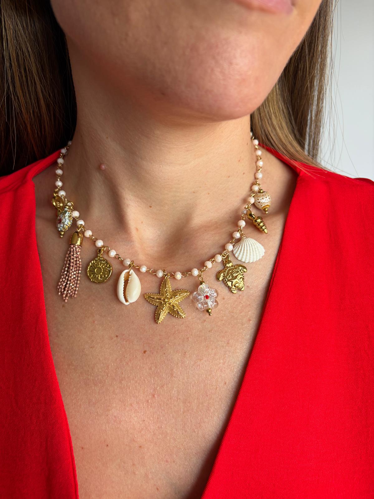 COLLIER MILLA